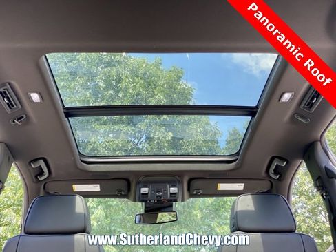 Certified 2025 GMC Yukon XL Denali image 51