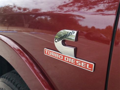 Used 2024 RAM 2500 Limited image 10