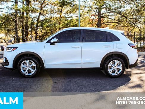 Used 2023 Honda HR-V LX image 7