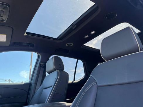 Used 2023 Chevrolet Traverse Premier w/ Redline Edition image 24