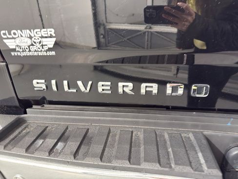 Used 2017 Chevrolet Silverado 2500 LTZ w/ Duramax Plus Package image 9