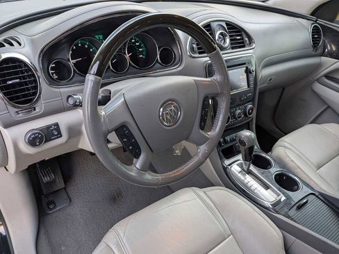 Used 2017 Buick Enclave Premium FWD image 19