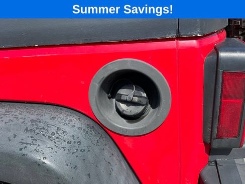Used 2014 Jeep Wrangler Unlimited Sport w/ Quick Order Package 24S AWD/4WD image 17