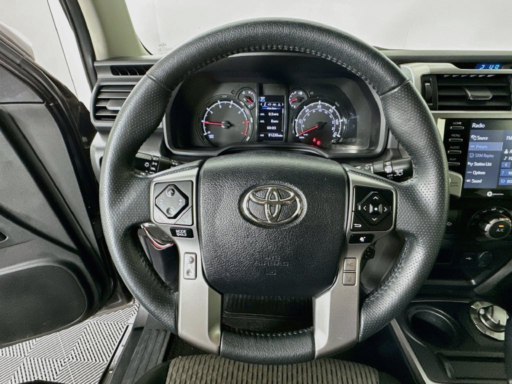 Certified 2022 Toyota 4Runner SR5 AWD/4WD image 11