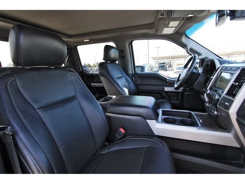 Used 2019 Ford F250 Lariat w/ Lariat Ultimate Package AWD/4WD image 28