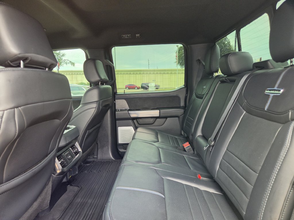 Used 2025 Ford F250 Platinum AWD/4WD image 28