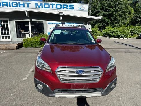 Used 2015 Subaru Outback 2.5i Limited AWD/4WD image 2