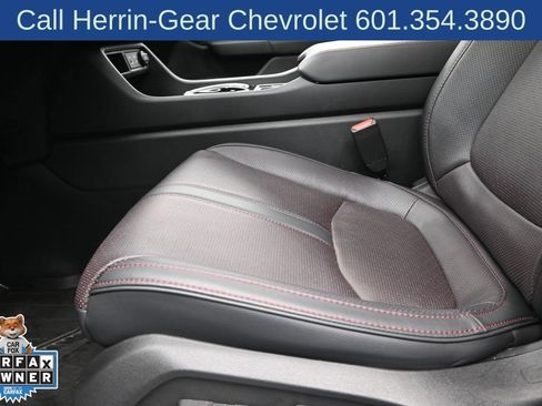 Used 2025 Honda Pilot Black Edition image 13