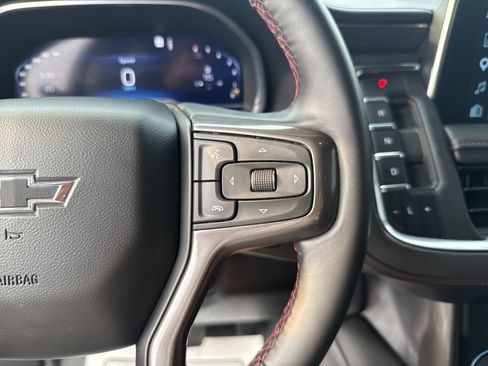 Used 2023 Chevrolet Suburban RST w/ Luxury Package AWD/4WD image 20