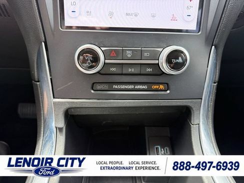 Certified 2022 Ford Edge Titanium AWD/4WD image 26