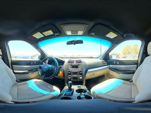 Used 2018 Ford Explorer FWD image 32