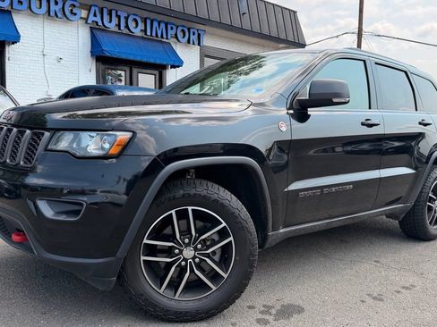 Used 2017 Jeep Grand Cherokee Trailhawk AWD/4WD image 5