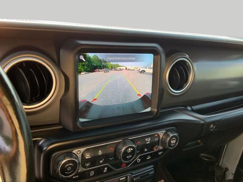 Used 2022 Jeep Gladiator Rubicon w/ LED Lighting Group AWD/4WD image 28
