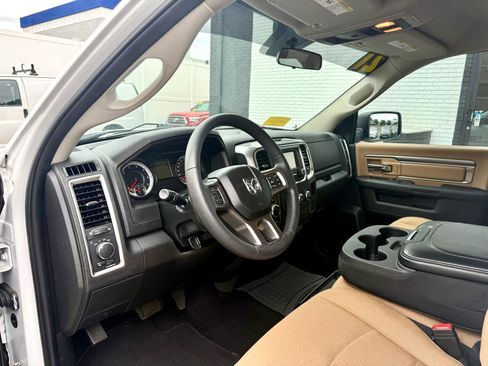 Used 2021 RAM 1500 Classic SLT image 18