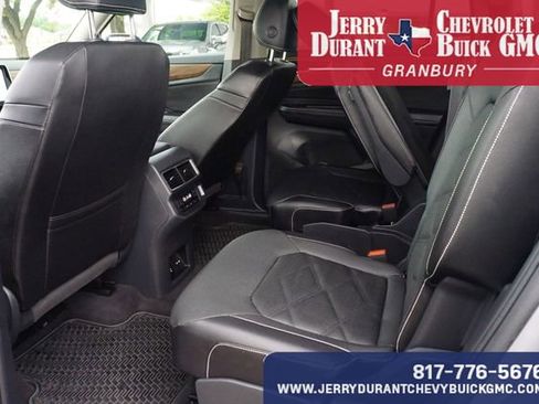 Used 2024 Volkswagen Atlas SE image 20