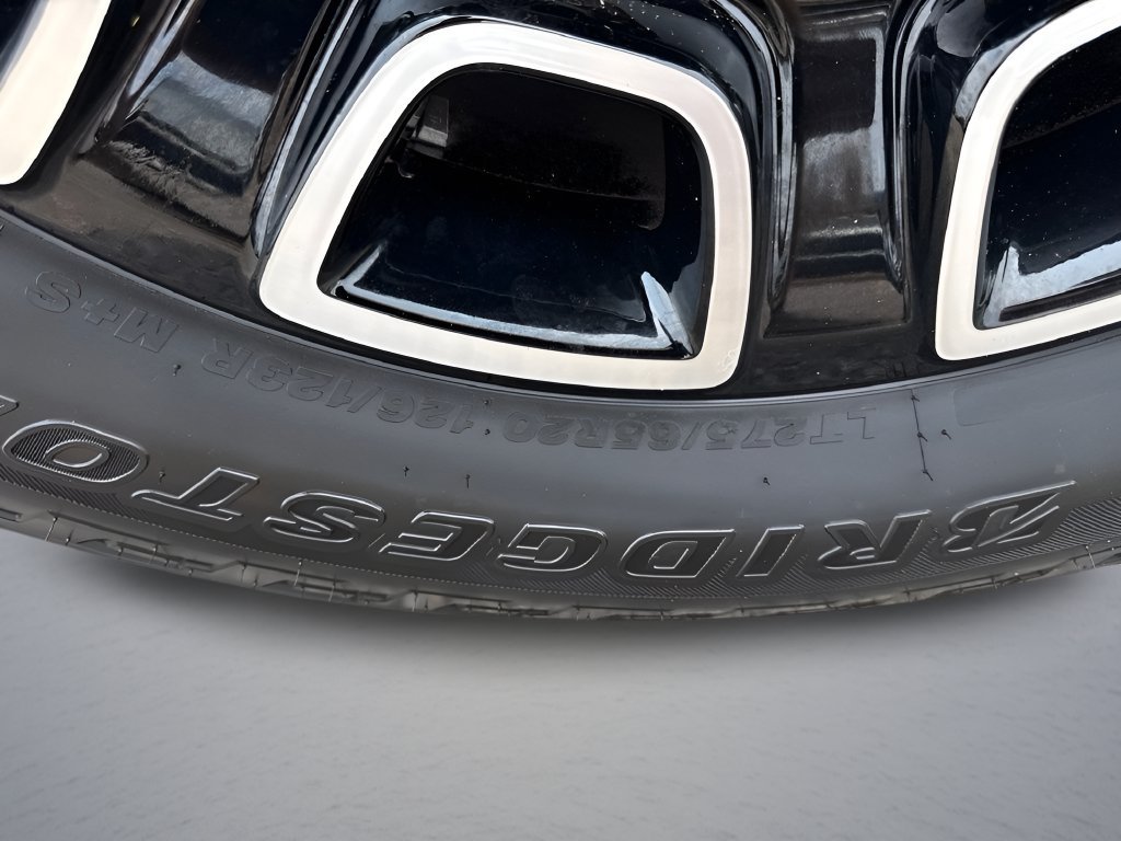 Used 2026 Ford F250 Platinum AWD/4WD image 40
