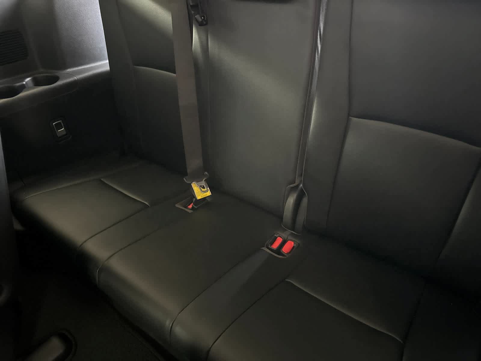 Used 2023 Toyota Highlander XLE FWD image 16
