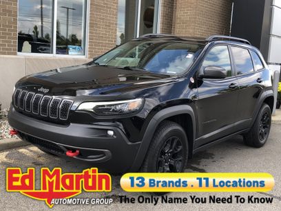 Used 2019 Jeep Cherokee Trailhawk