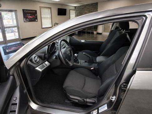 Used 2012 MAZDA MAZDA3 s Touring FWD image 8