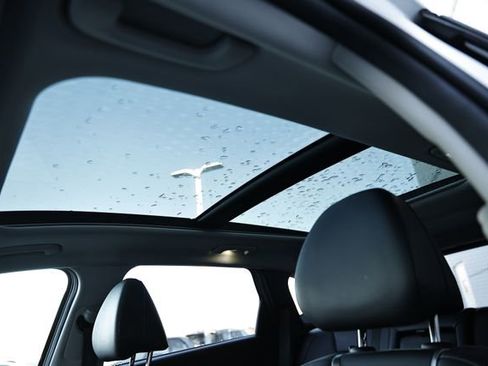 Used 2022 Hyundai Tucson Limited image 18