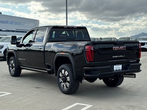 New 2026 GMC Sierra 2500 Denali w/ Denali Reserve Package image 12