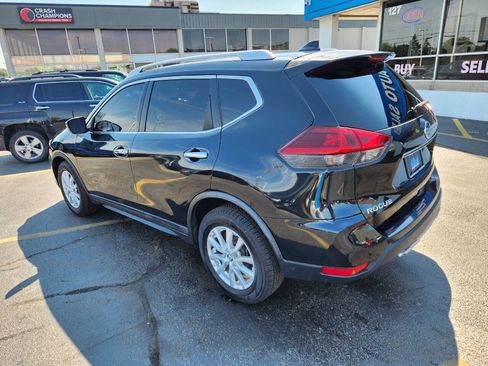 Used 2017 Nissan Rogue SV image 14