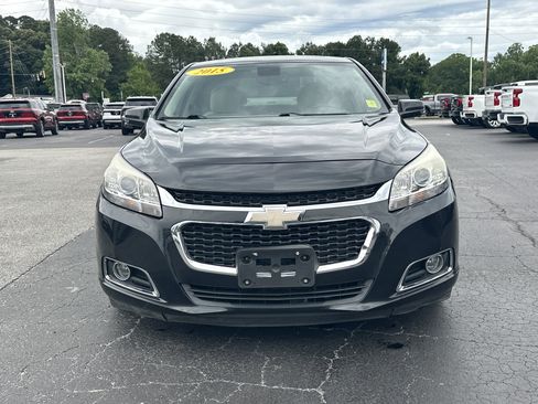 Used 2015 Chevrolet Malibu LT w/ Leather Package FWD image 3