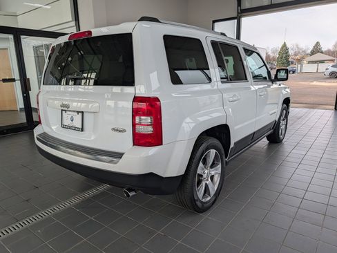 Used 2017 Jeep Patriot High Altitude image 2