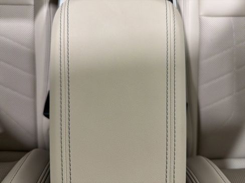 Used 2025 BMW X1 xDrive28i w/ Convenience Package image 41