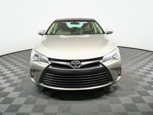Used 2017 Toyota Camry LE image 29