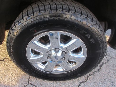 Used 2013 Ford F150 XLT w/ XLT Chrome Pkg image 14