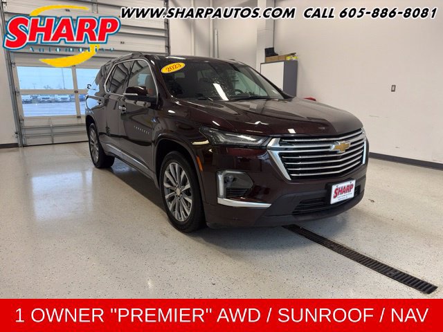 Used 2023 Chevrolet Traverse Premier AWD/4WD image 1