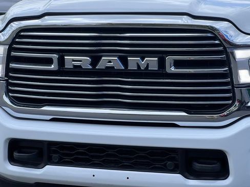 Used 2024 RAM 2500 Laramie AWD/4WD image 36