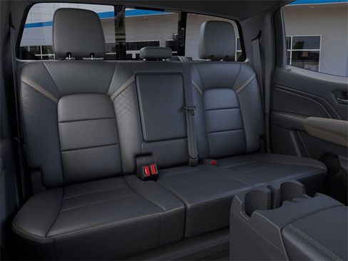 New 2026 GMC Canyon Denali image 17