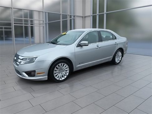 Used 2010 Ford Fusion Hybrid image 4