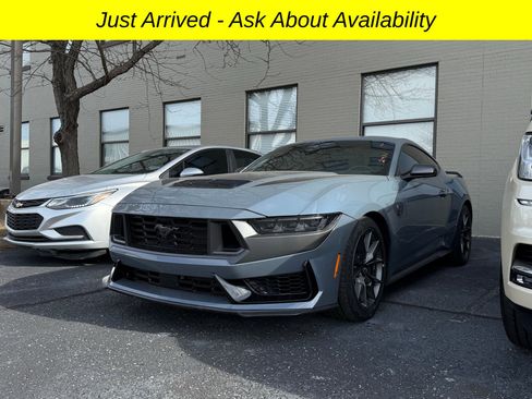 Used 2024 Ford Mustang Dark Horse image 1