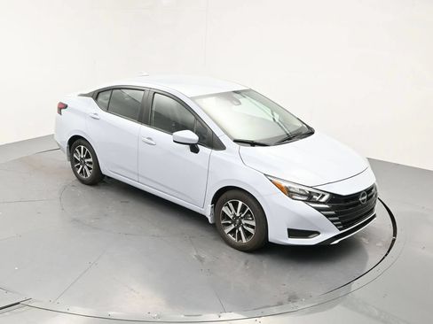 Used 2025 Nissan Versa SV w/ Trunk Package FWD image 15