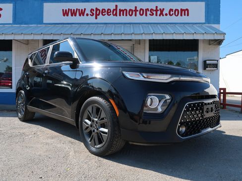 Used 2020 Kia Soul EX FWD image 8