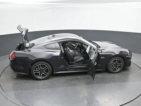 Used 2022 Ford Mustang GT Premium RWD image 49
