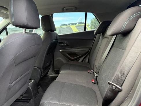 Used 2016 Chevrolet Trax LS FWD image 9