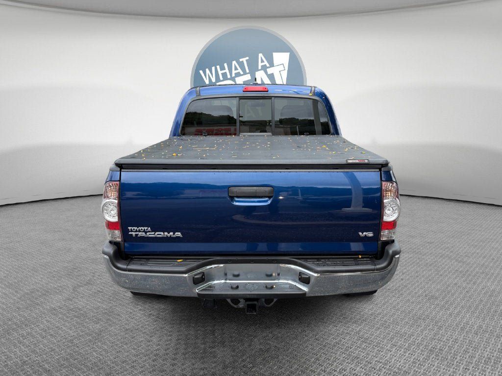 Used 2015 Toyota Tacoma 4x4 Double Cab w/ TRD Off-Road Package image 5