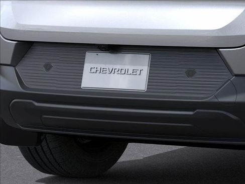 New 2026 Chevrolet Equinox EV LT image 14