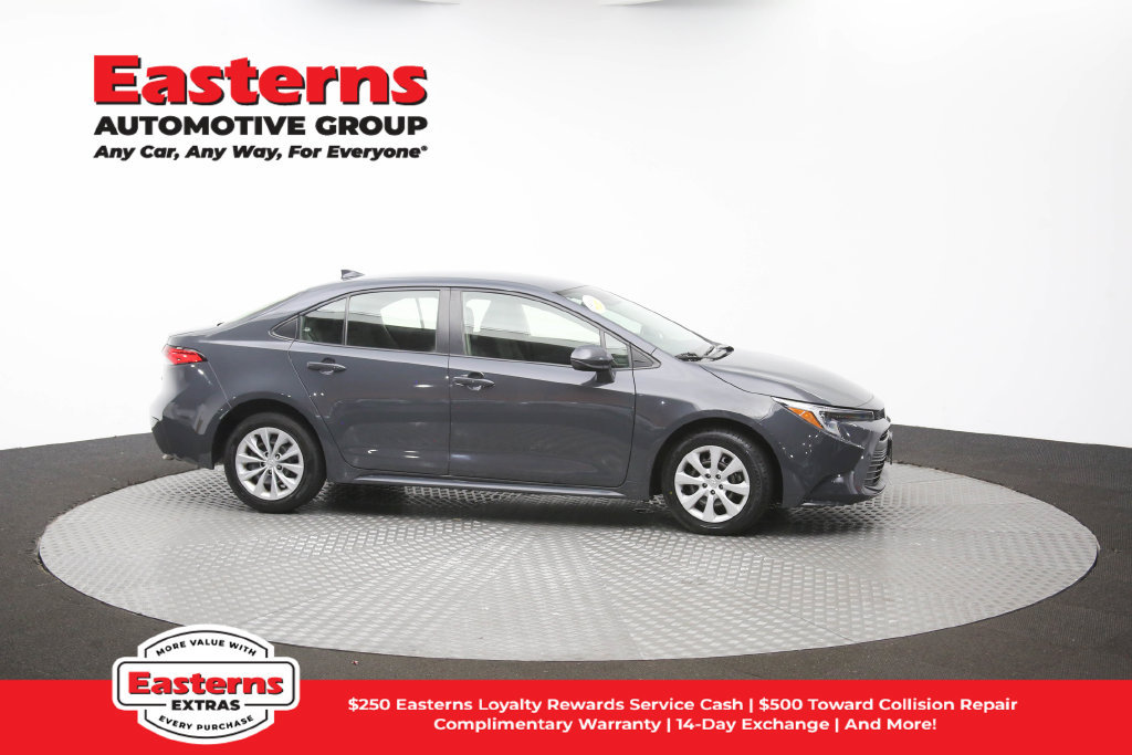 Used 2023 Toyota Corolla LE FWD image 45