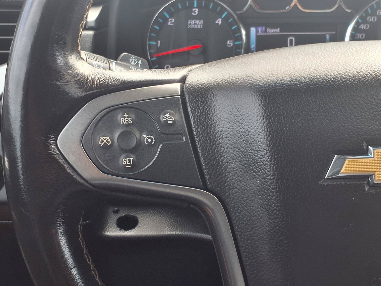 Used 2018 Chevrolet Suburban LT AWD/4WD image 21