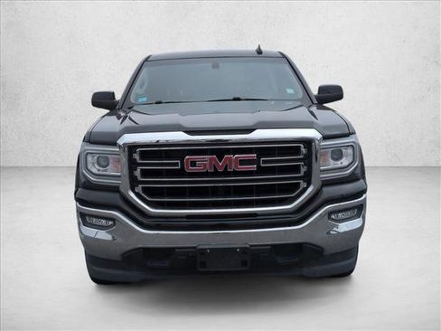 Used 2018 GMC Sierra 1500 SLE w/ SLE Value Package image 2