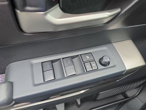 Used 2022 Toyota Tundra SR5 image 28