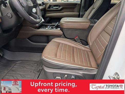 Used 2026 GMC Yukon Denali Ultimate AWD/4WD image 15