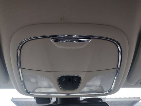 Used 2014 Jeep Cherokee Trailhawk image 6