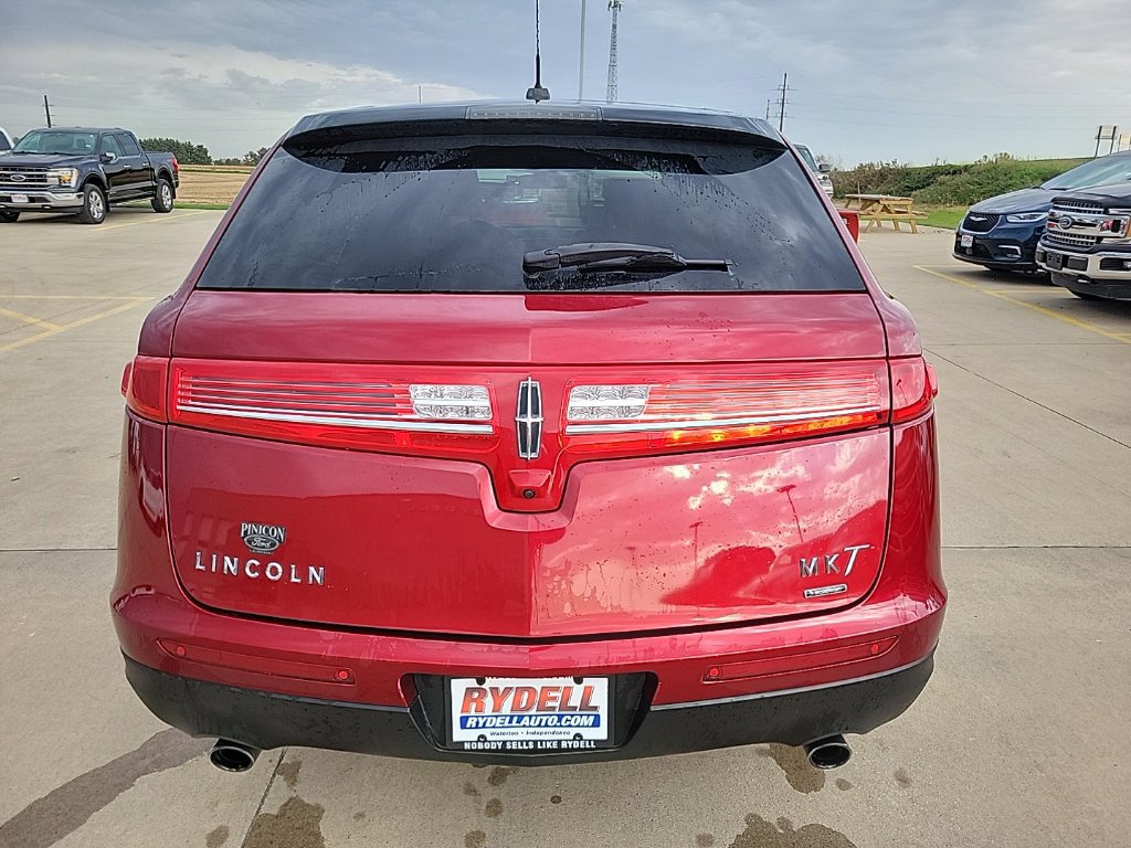 Used 2015 Lincoln MKT AWD w/ Equipment Group 201A image 4