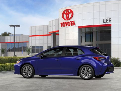 New 2026 Toyota Corolla SE FWD image 5